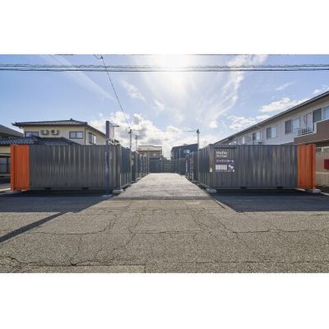 ハローストレージ高岡木津