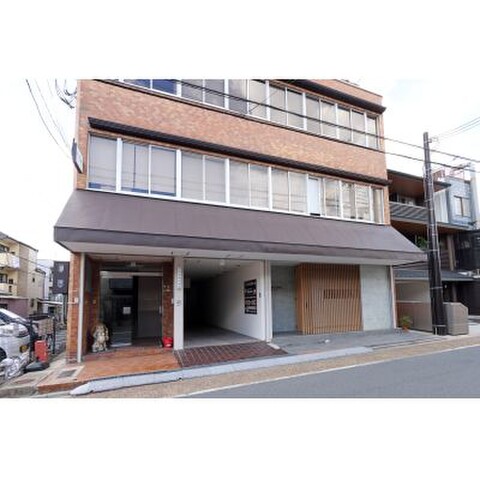 ハローストレージ京都東山本町2