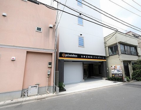 プライベートボックス　台東区橋場 2019年8月、新築ビルの4F-5Fにオープン。24時間利用可。