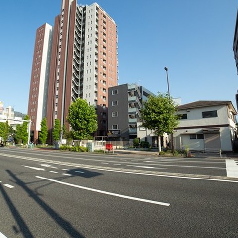 プライベートボックス　新子安 第一京浜沿い2021年8月オープン。24時間利用可。常時警備。