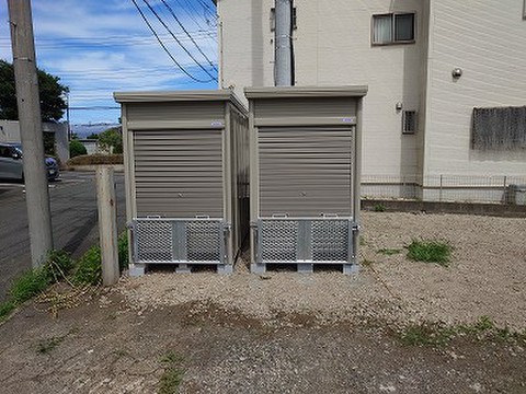 マリンボックス上飯田町バイクボックス 上飯田町にバイクボックス2台オープンです。