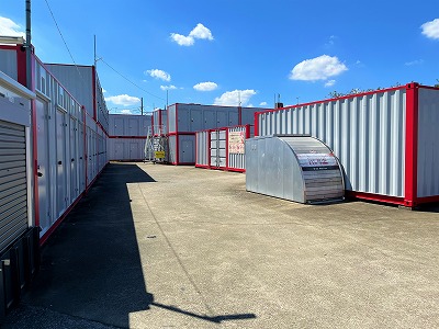 東京メトロ有楽町線和光市ハローコンテナ泉橋店