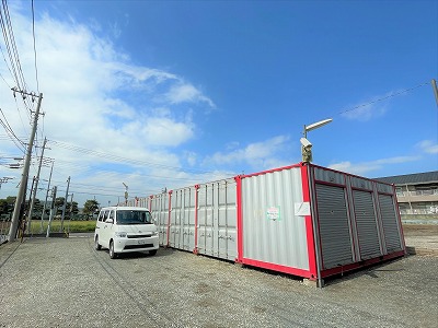 都営三田線新高島平ハローコンテナ岡東店