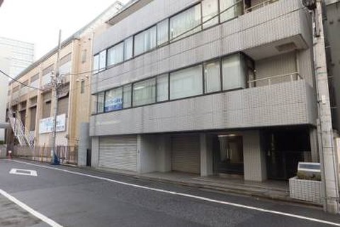 アルファトランク三番町