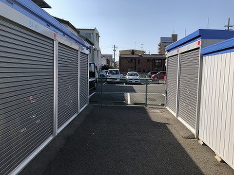 イナバボックス　岩塚2号店