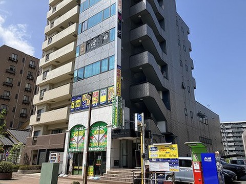 NPトランク入間市駅前 建物外観