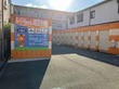 オレンジコンテナ八尾木 通路広々設計です
