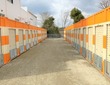 オレンジコンテナ松原南新町 通路広々設計です
