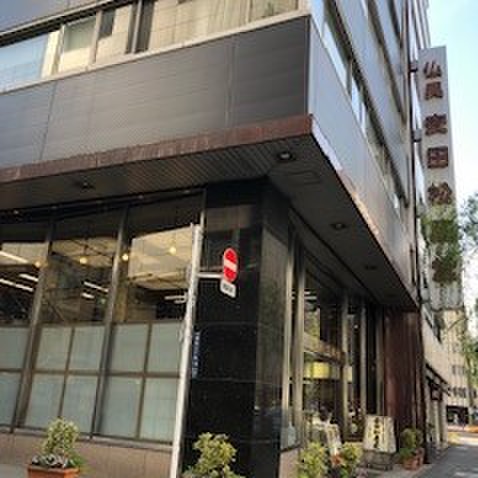 マイトランク東銀座店 こちらのビルの８Ｆです。