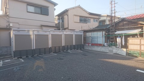 バイクストレージ板橋区蓮沼町 板橋区蓮沼町にガレージ式月極めバイク駐車場ＯＰＥＮ
