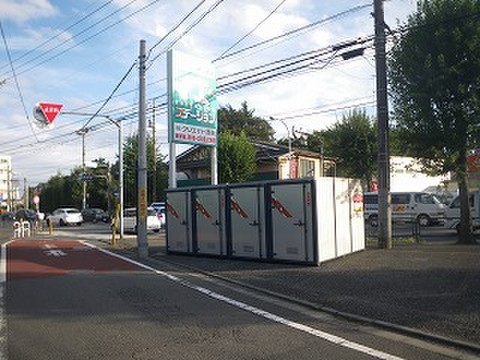バイクストレージ西東京市西原町 田無タワーのそばです。