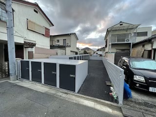 都営三田線新高島平シロクマトランク 練馬 土支田バイクガレージ