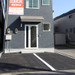 BBOX福島荒町店 駐車場を5台分完備　玄関前に駐車可能