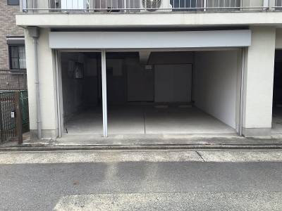 高畑1丁目ガレージ