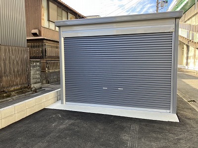 FK岩塚町シャッター付きガレージ