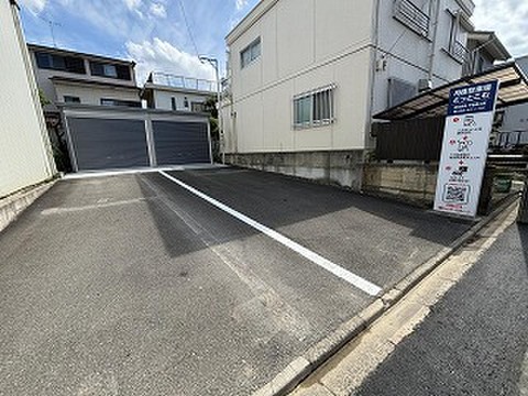 北頭町4丁目電動シャッター付ガレージ