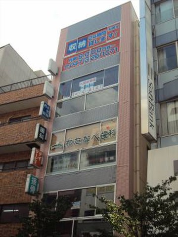 プロフィー平井ビル 駅前トランクルーム　エレベータ付の最上階5階。