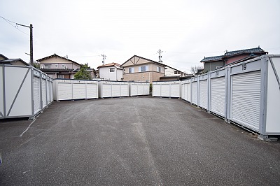 富山地鉄富山港線下奥井バイクコンテナ呉羽