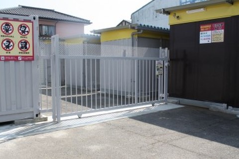 コンテナシティ中小田井小学校南