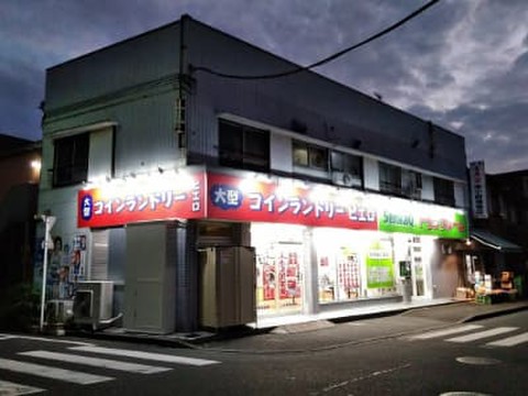 SenkaQトランクルーム西寺尾店 空調完備・24時間出入り自由