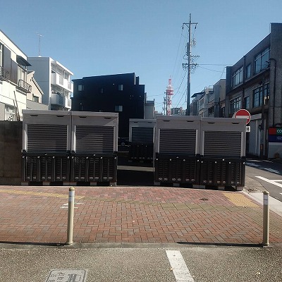 名古屋市中川区八熊通バイクガレージ