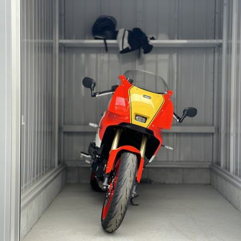 多摩地区バイクガレージ　日野市豊田4丁目　全10区画 同仕様の他現場です。工事中につき公開までしばらくお待ちください。