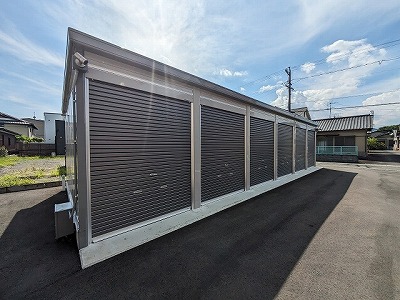 JR東海道本線用宗広野バイクガレージ
