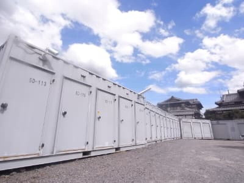 収納ピット ライフトランク 山科新十条 外観