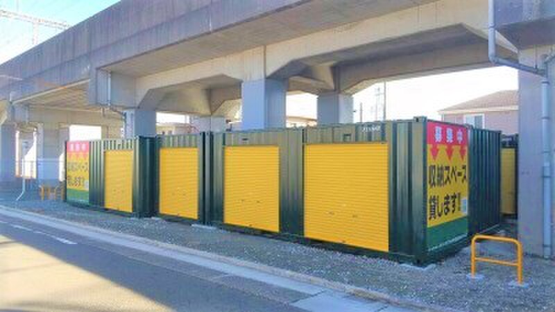 イナバボックス スペースプラス中川富田 外観