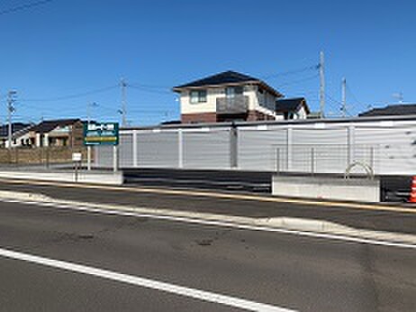イナバボックス 富沢西ガレージ・倉庫 外観