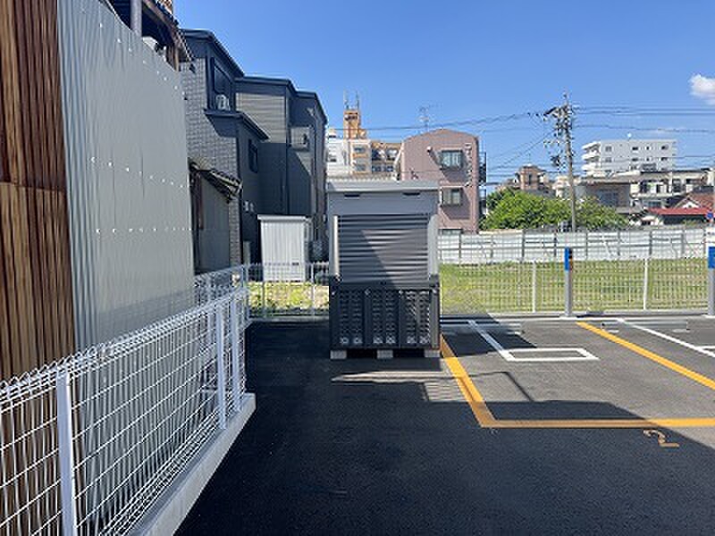 イナバボックス 名古屋市北区杉村バイクガレージ 外観